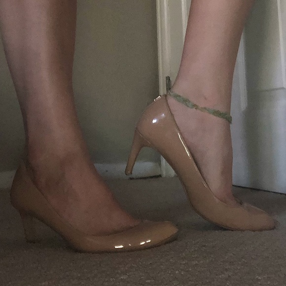 Coach Nib Devon Classic Patent Leather Heels Shell - Picture 8 of 12